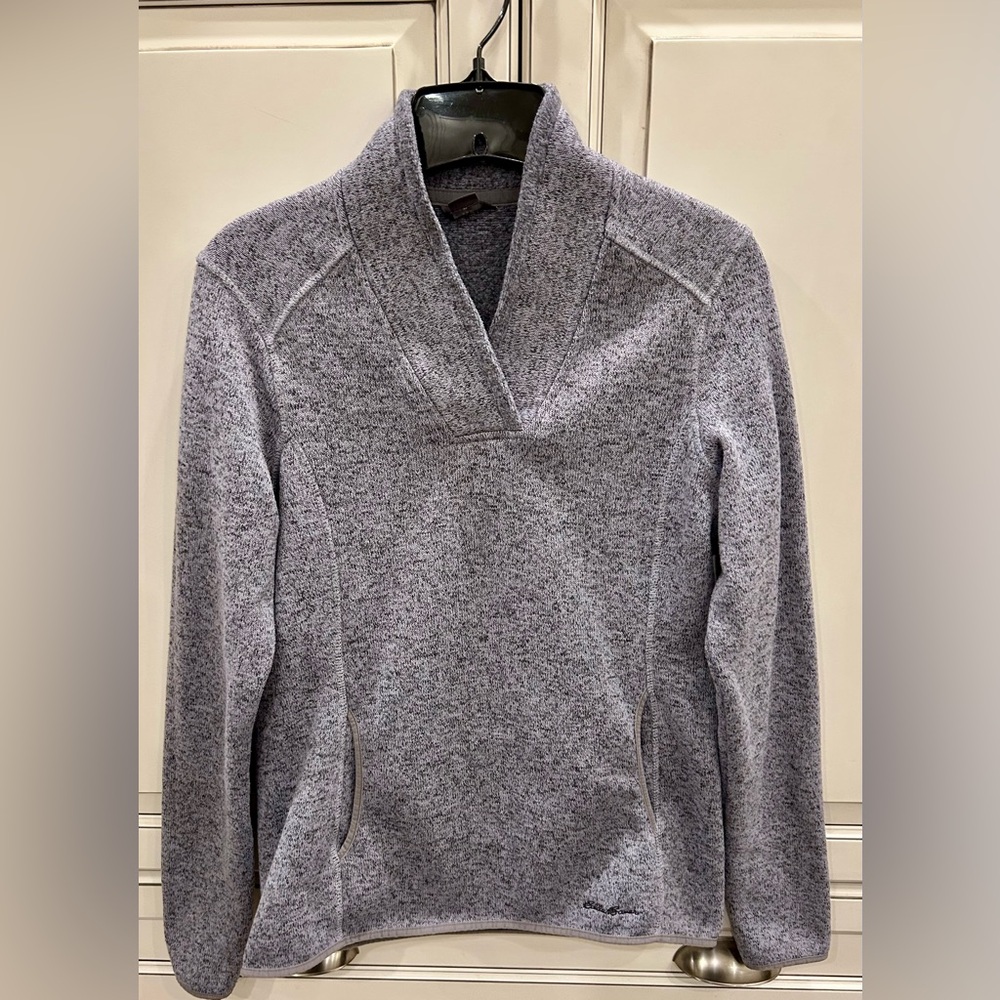 Eddie Bauer weathered gray women’s fleece lined pullover size M
